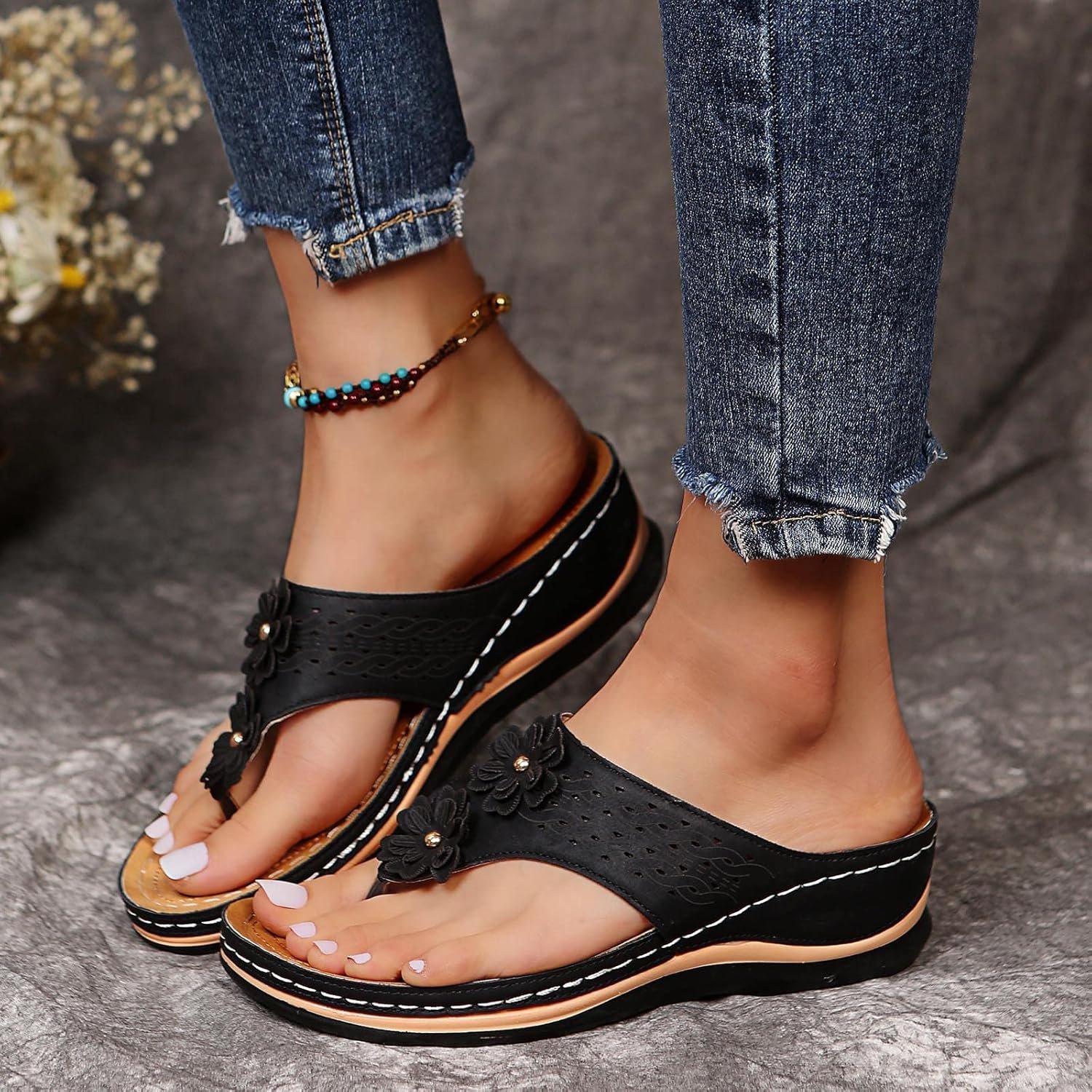 Sandals And Flip Flops Nike