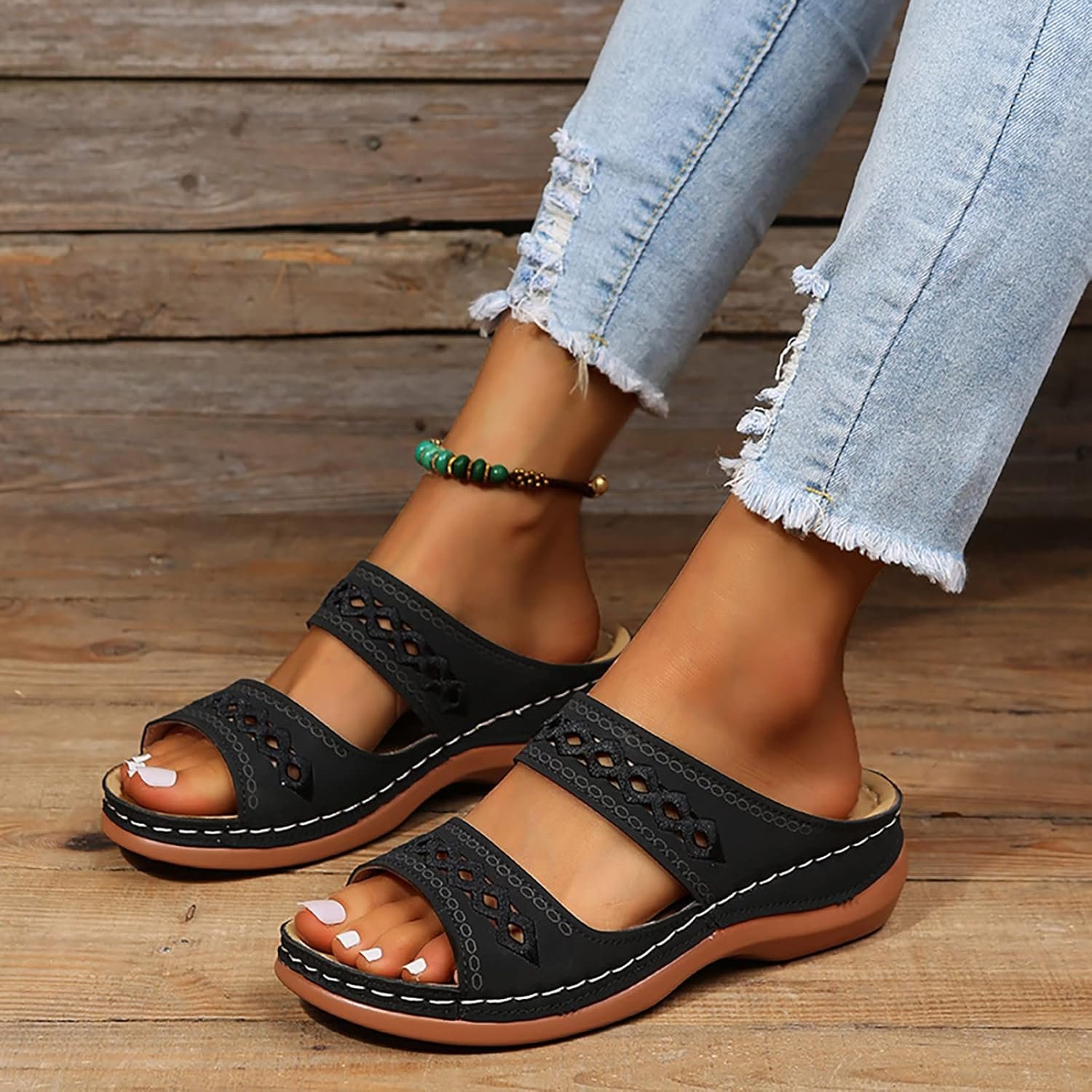 Sandals And Flip Flops Nike