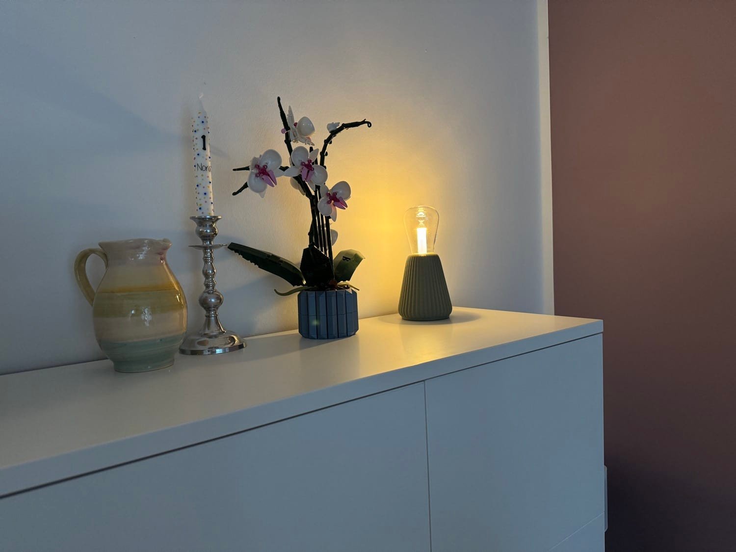 Philips Hue Vases Pots