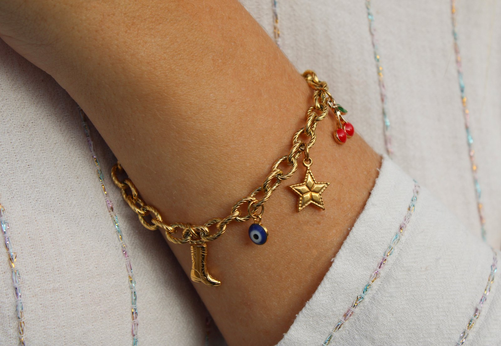 Bracelets breloques - Ultra