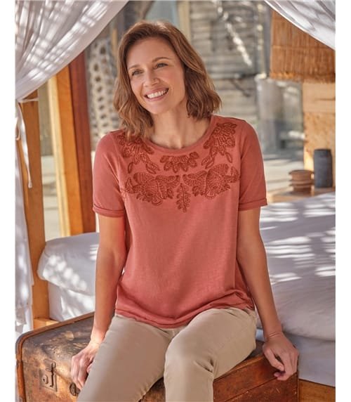 T-shirts et hauts