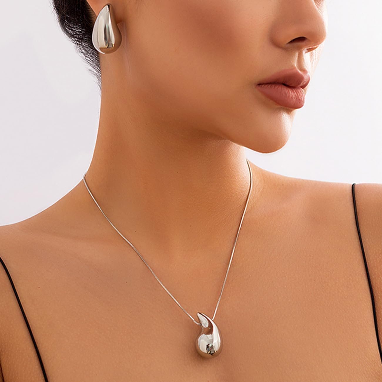 H&M Accessories