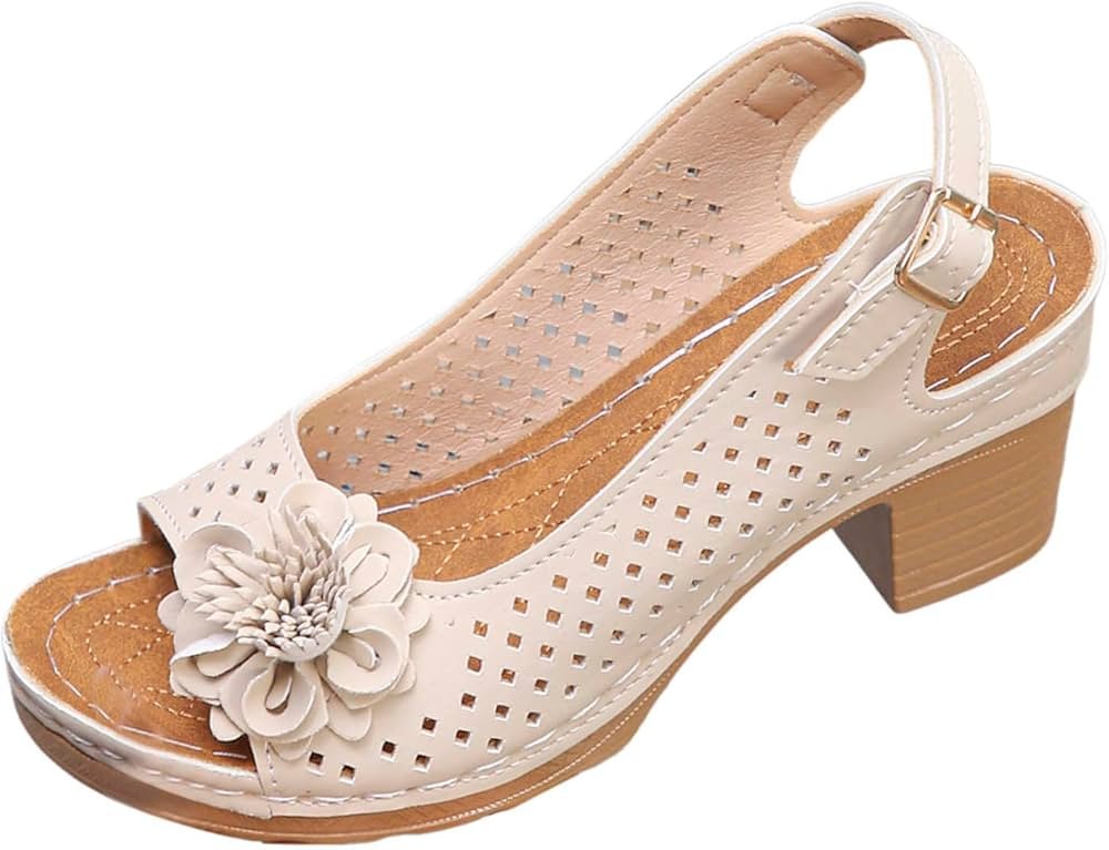 Sandals - Shoes: Fashion