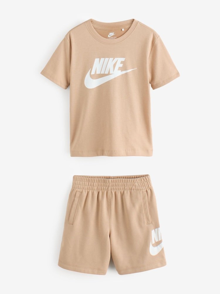 Nike Shorts Tshirts