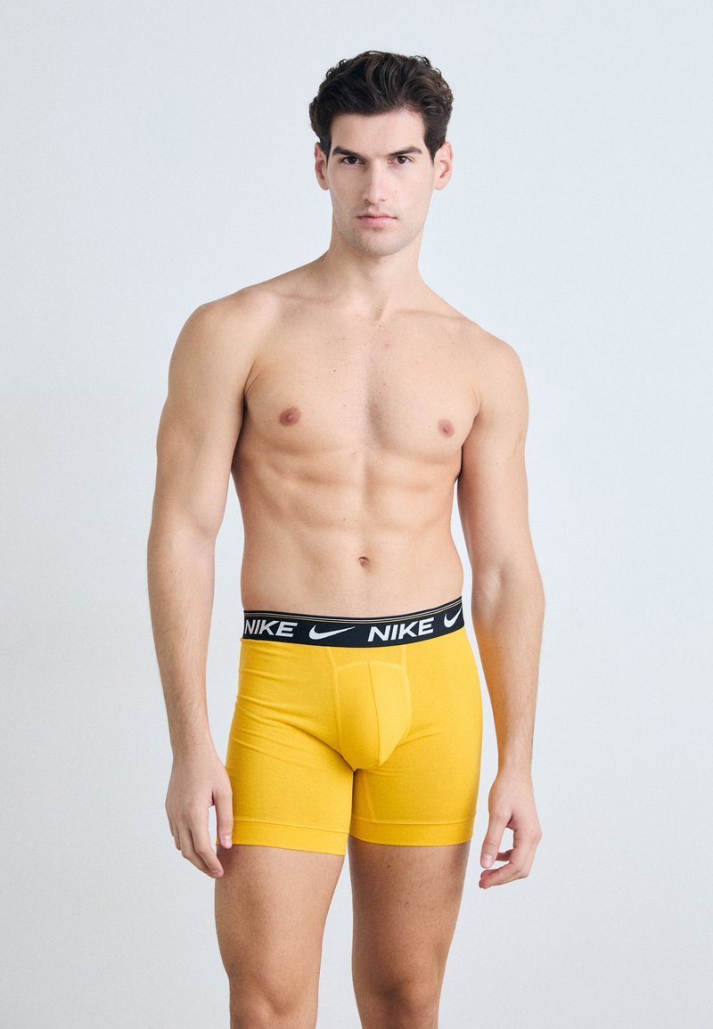 Nike Boxers And Briefs pour Homme - Or